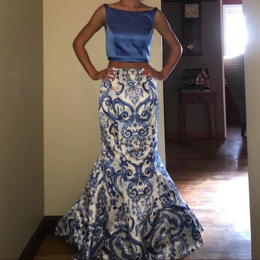 Blue and white two piece prom dress